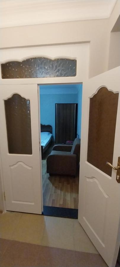 Hostel Gomani Батуми Екстериор снимка