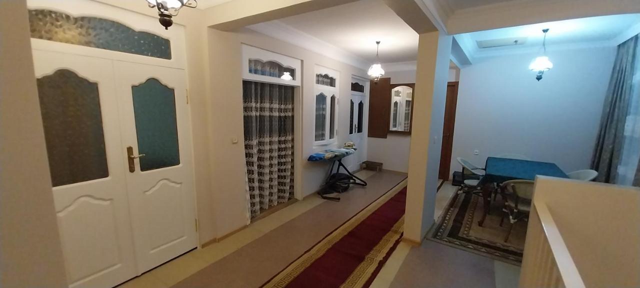 Hostel Gomani Батуми Екстериор снимка
