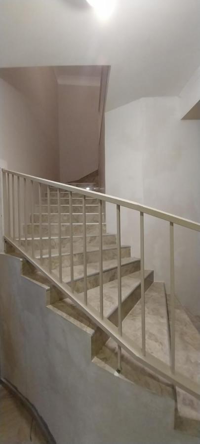 Hostel Gomani Батуми Екстериор снимка