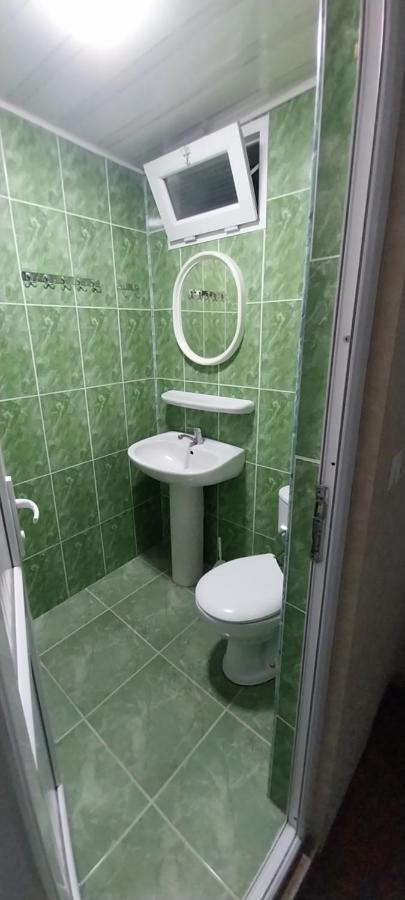 Hostel Gomani Батуми Екстериор снимка